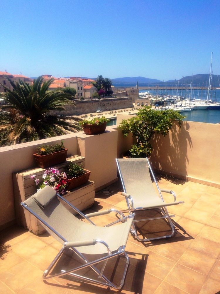 La Terrazza Sul Porto - Guest House Alghero Esterno foto